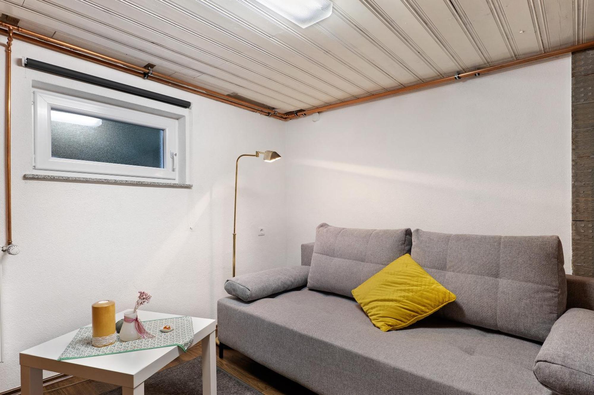Bed and Breakfast Sleep And Go Mundelsheim Exterior foto