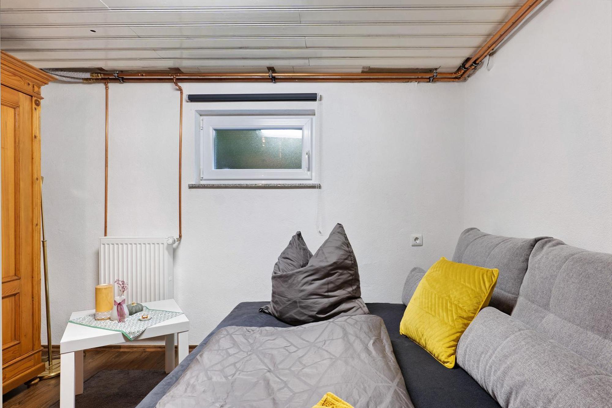Bed and Breakfast Sleep And Go Mundelsheim Exterior foto
